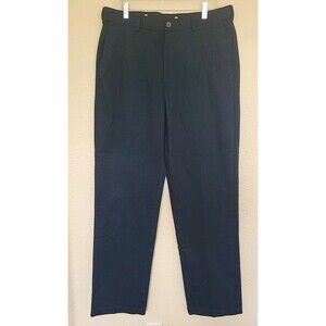 Haggar Pants Mens Size 34/34 Navy Classic Fit Khaki Pants Office Casual Preppy